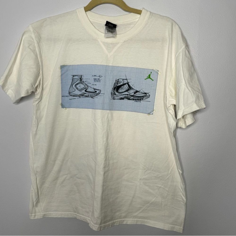 Vintage Air Jordan graphic tee size medium